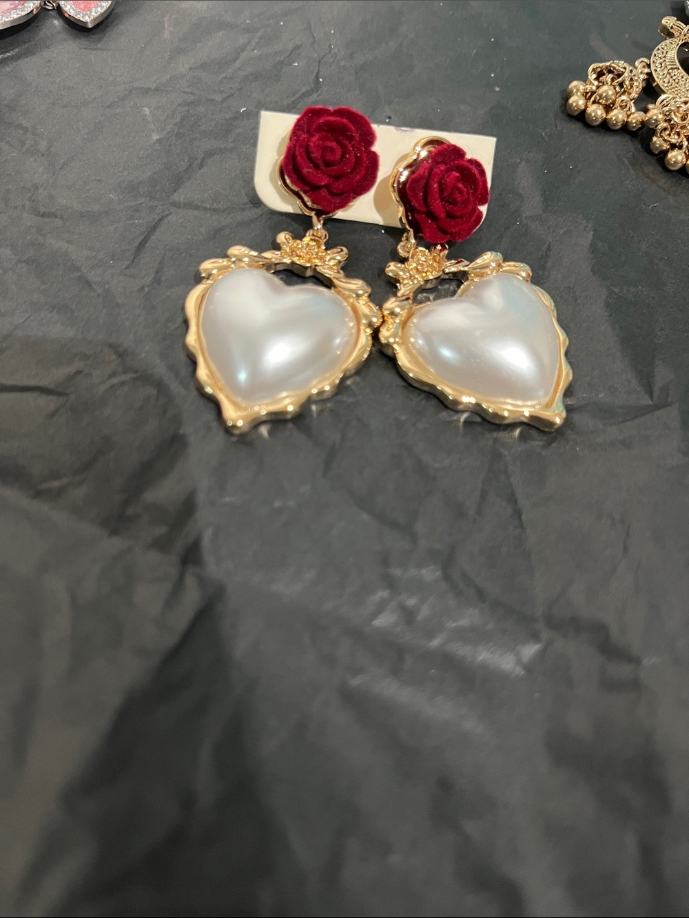Gold-Tone Pearl Heart Drop Earrings with Red Velvet Rose